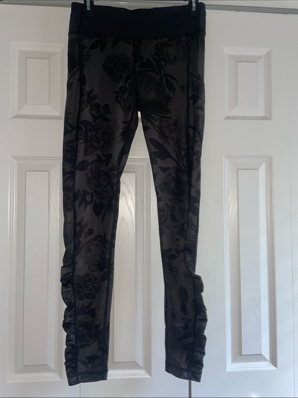 Floral Print Black Lululemon Leggings